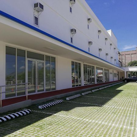 Subic Bay Hostel オロンガポ エクステリア 写真