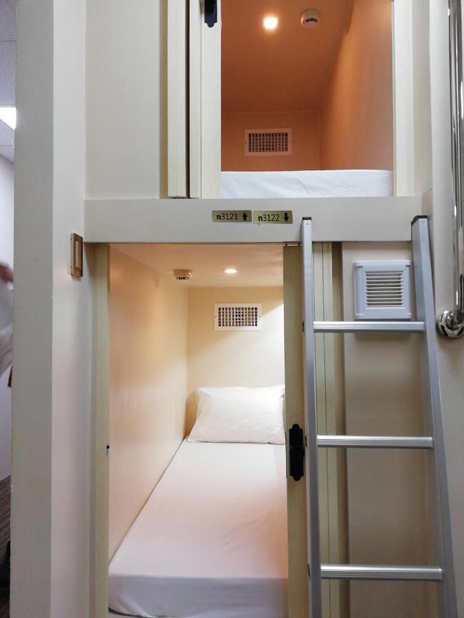 Subic Bay Hostel オロンガポ エクステリア 写真