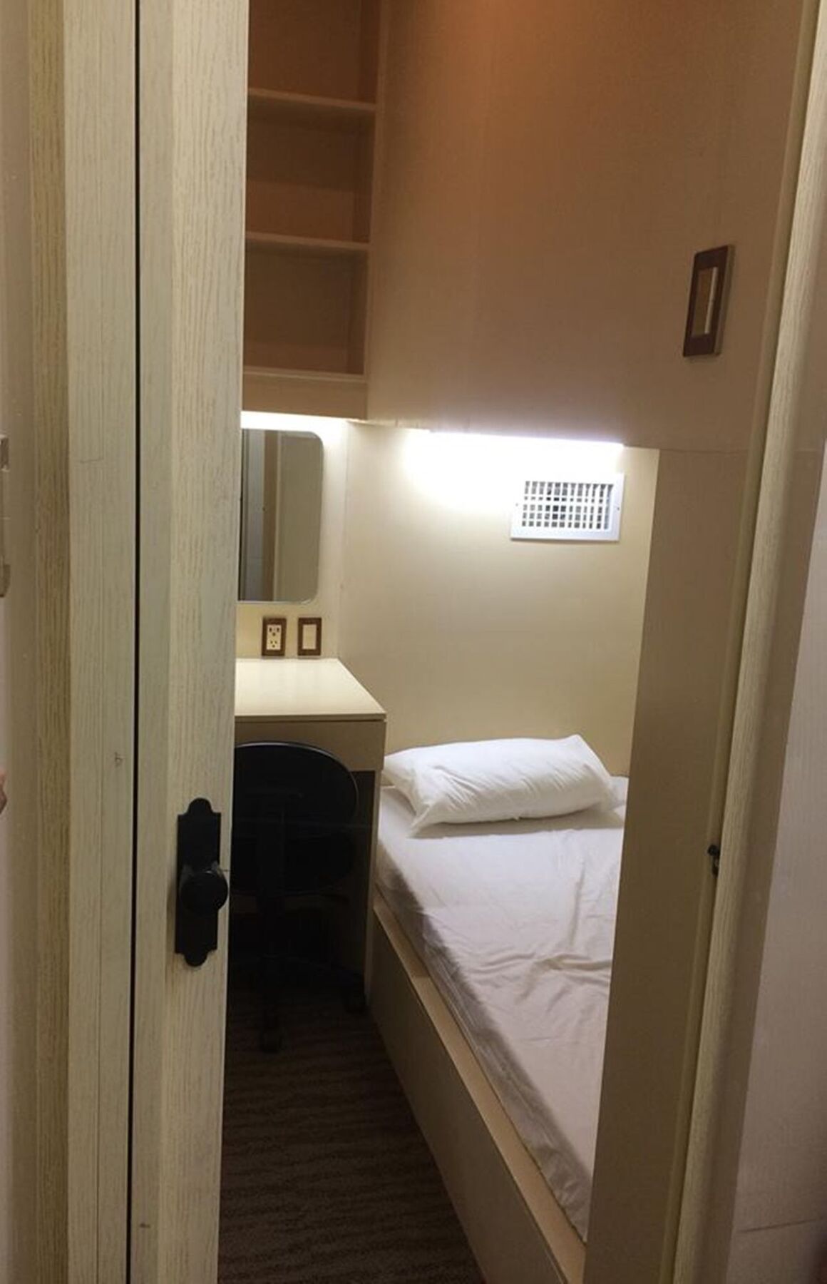 Subic Bay Hostel オロンガポ エクステリア 写真